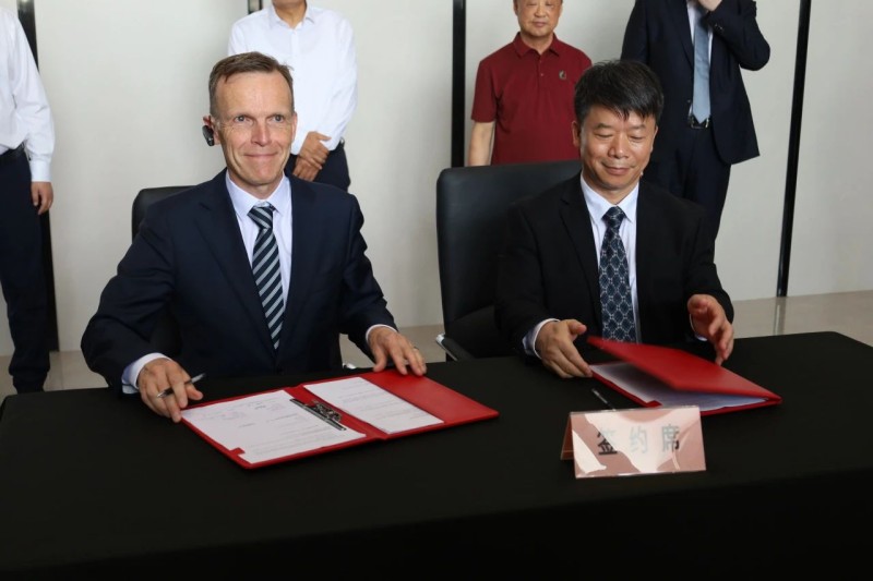 5681752463195949.jpg 5.jpg